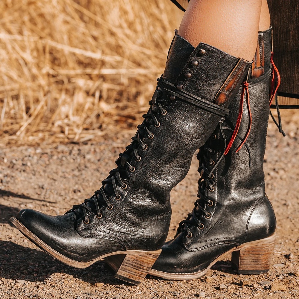 Freebird Grany in black sz 10